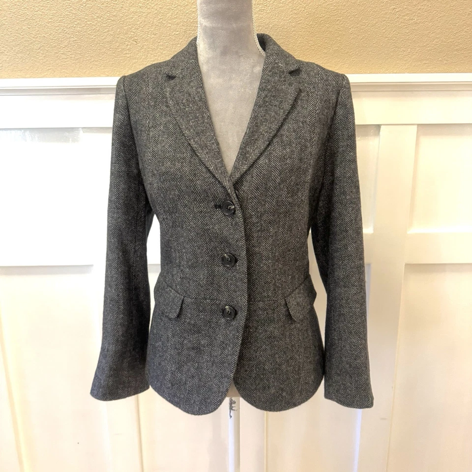NWOT Talbots Herringbone Aberdeen Wool Blend Blazer Size:12p Removable Collar - Image 3 of 4