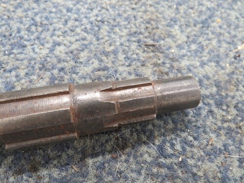 bsa c10-c11 3 speed gearshaft nos - Picture 3 of 3