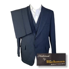 Vintage 1978 Richman Brothers Blue Pinstripe 3 Piece 2 Button Suit Mens 44R