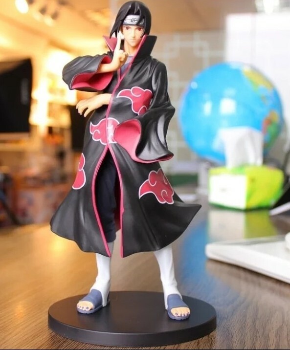 Figurine Naruto Itachi Uchiwa 25 Cm En PVC - Collection Manga