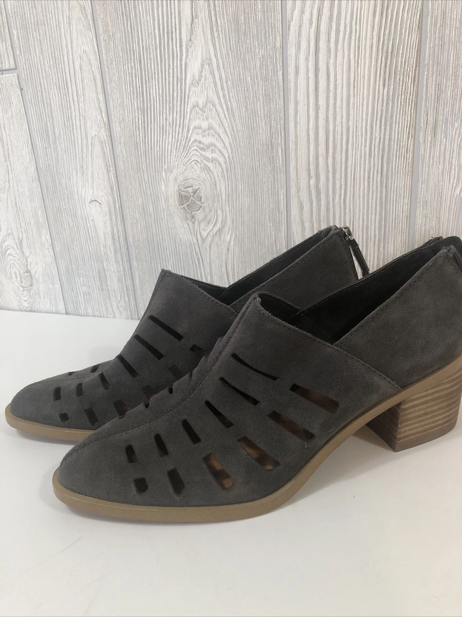 1.STATE 1S Ilee Charcoal Grey Size 7.5 Women s Suede Cutout Shoes
