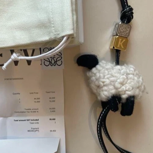 Loewe Ovejas y Letras Dados Dije Llavero Llavero Bolso Dije con Caja USADO Foto 4 de 4