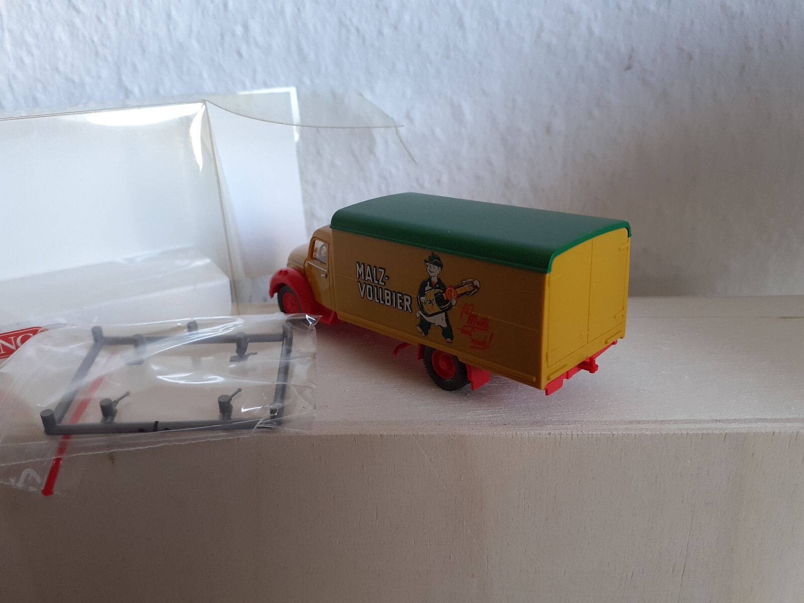 Bild 6 von 9