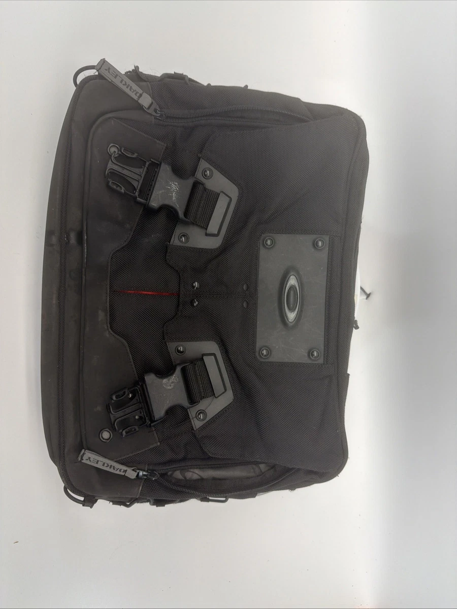 Oakley Messenger Bag for sale | eBay
