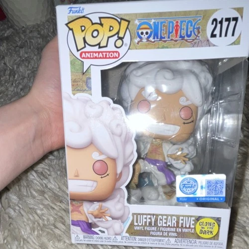 Funko Pop! Animation Luffy Gear Five One Piece #2177 Glow in the Dark Figure