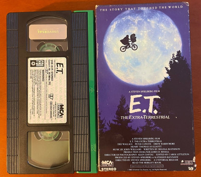 E.T. The Extra-Terrestrial VHS- $5 Flat Shipping on Any # of VHS / DVD Movies