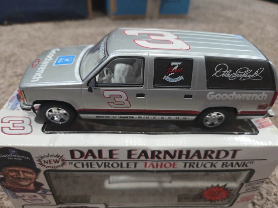 Chevy Suburbans Dale Earnhardt And Kyle Petty - Изображение 3 из 3