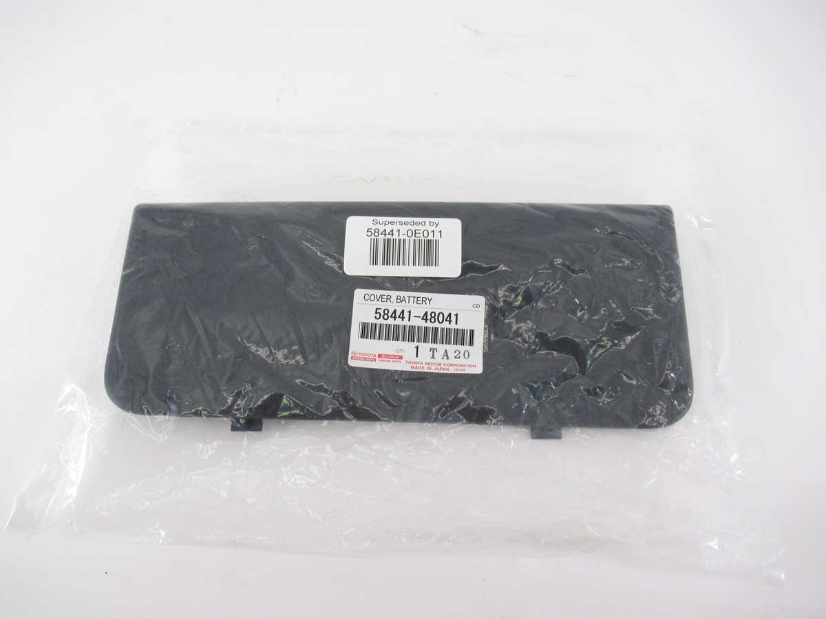 パーツ HY. Genuine OEM Toyota Lexus 58441-0E011 Battery Service Hole Cover
