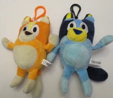 NWOT Bluey & Friends Bluey Bingo 6" Plush Clip On Keychain Full Set Of 2