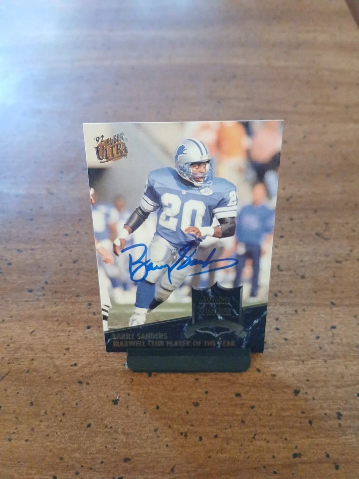 Tarjeta coleccionable Fleer 1992 autografiada sin certificado de autenticidad Barry Sanders #8 Detroit Lions Salón de la fama Foto 3 de 4