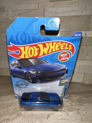 😎👍 Kia Stinger GT 2019 serie fresca de fábrica 3/10 198/250 Hot Wheels - Imagen 4 de 6