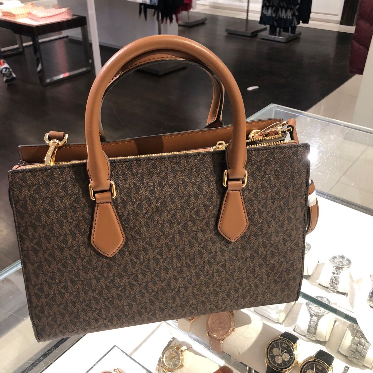 MICHAEL KORS MEDIUM SATCHEL HANDBAG PURSE MESSENGER