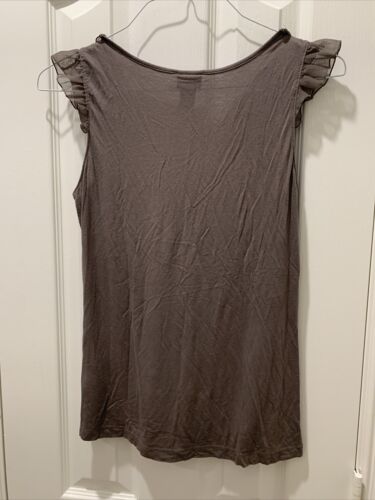 H&M graues Rüschen Tank Gr. M - perfekt unter Blazer oder Strickjacke - Bild 3 von 3