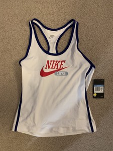 womens white nike tank top