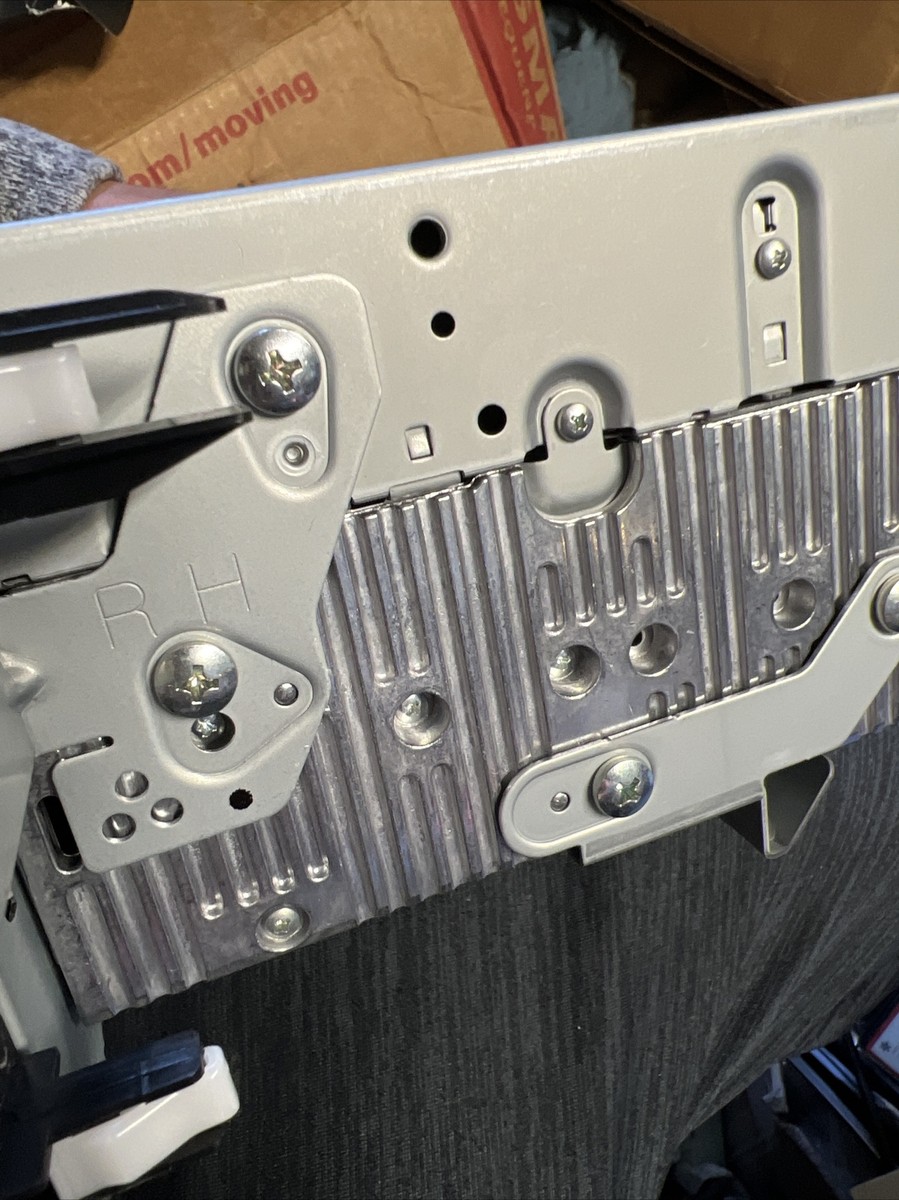 Meiページ 2013-2015 MAZDA CX-5 OEM NAVIGATION AM FM CD HD Radio CV-VM02E0JMB