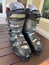 Atomic Ski Boots Men's Size 26