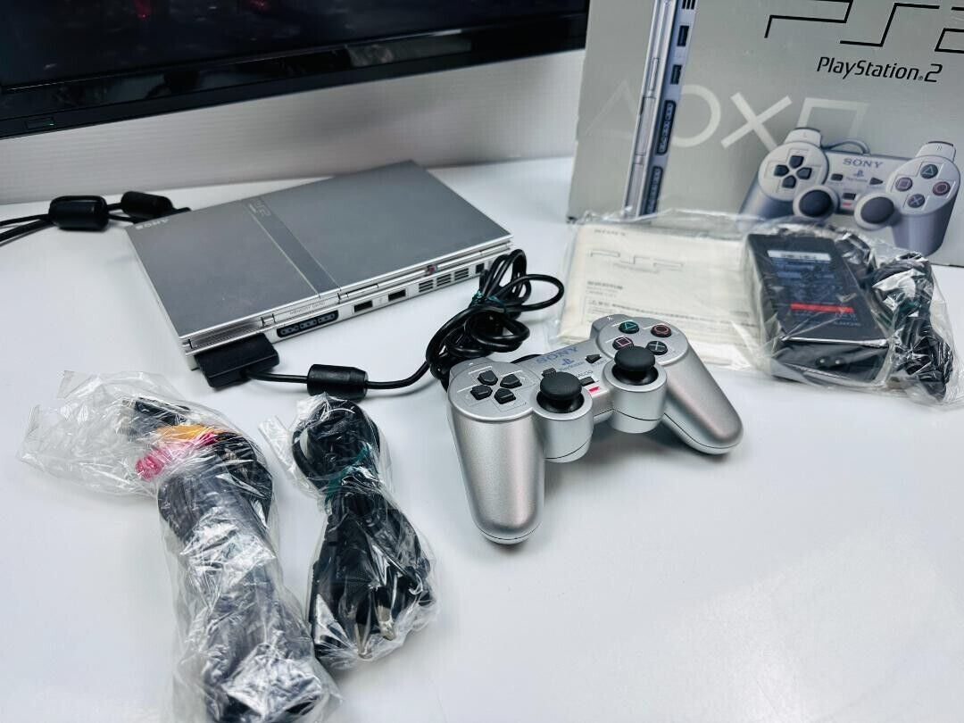 Sony Playstation2 PS2 SCPH-77000 SS Satin Silver Excellent Sony Playstation2 PS2 SCPH-77000 SS Satin Silver Excellent