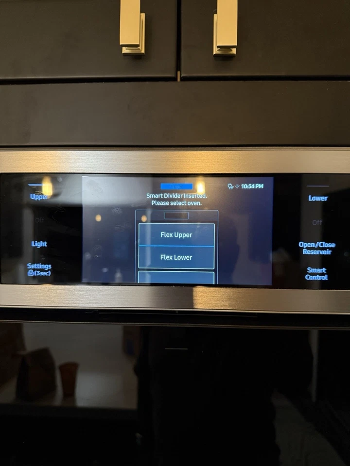 Samsung Bespoke 30 inch Stainless Steel Smart Double Electric Wall Oven - Image 2 of 4
