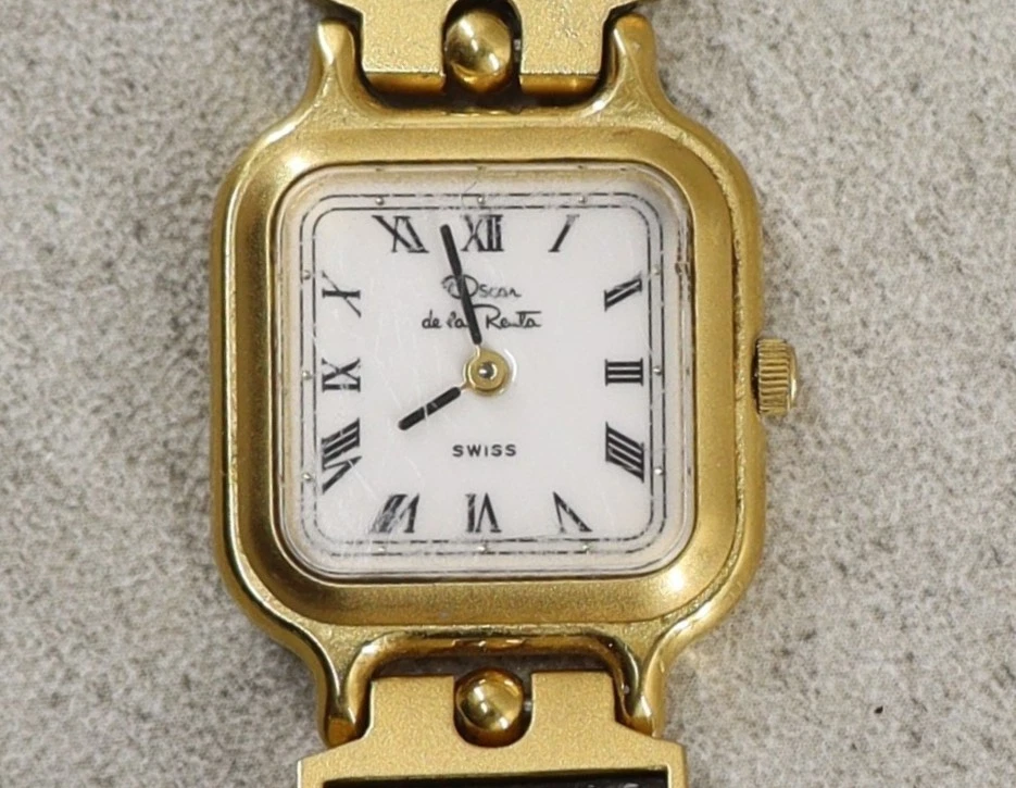 Oscar de la Renta Women’s Swiss Watch Gold Plated Roman Dial Leather Band - Image 2 of 4