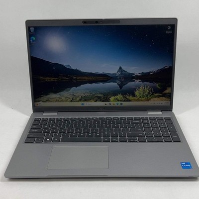 Dell Latitude 5520 15.6'' i5-1135G7 2.4GHz 8GB RAM 256GB SSD READ