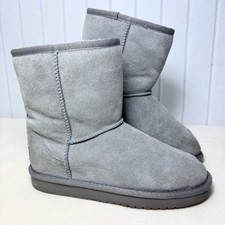 Koolaburra by UGG Light Gray Suede Boots size 3