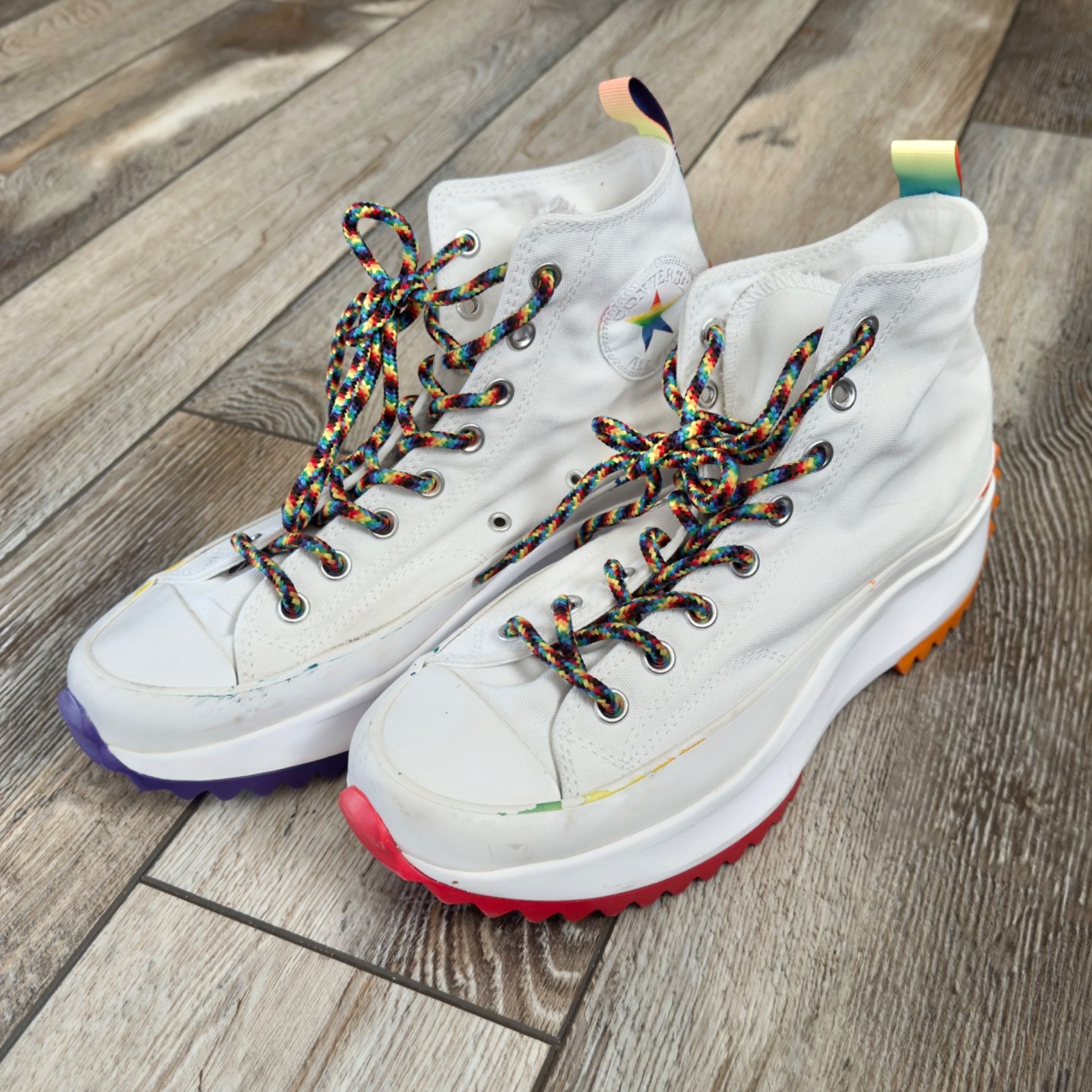 Converse Run Star Hike Hi Mens US 9.5 Womens 11 170824C White Rainbow Pride Read