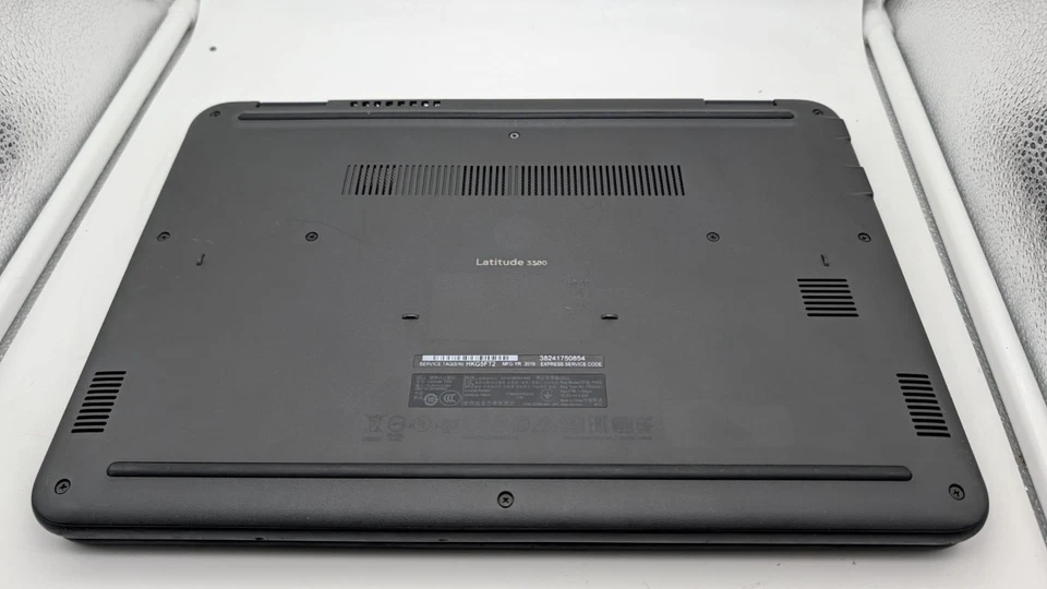 Dell Latitude 3300 · i3-7020U · 4GB · 128GB, photo 4 of 5