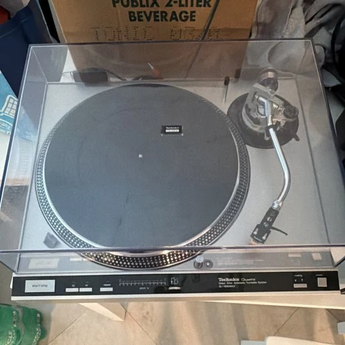 Technics SL-1600MK2 turntable system