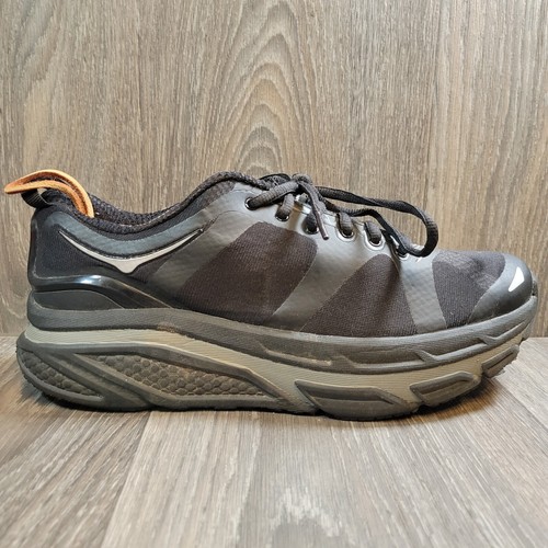 hoka valor