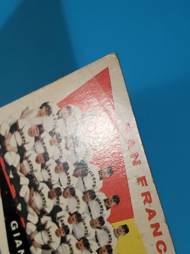 1960 Topps San Francisco Giants Team Card w/ Mays #151 GOOD several creases ⚾ - Picture 2 of 10