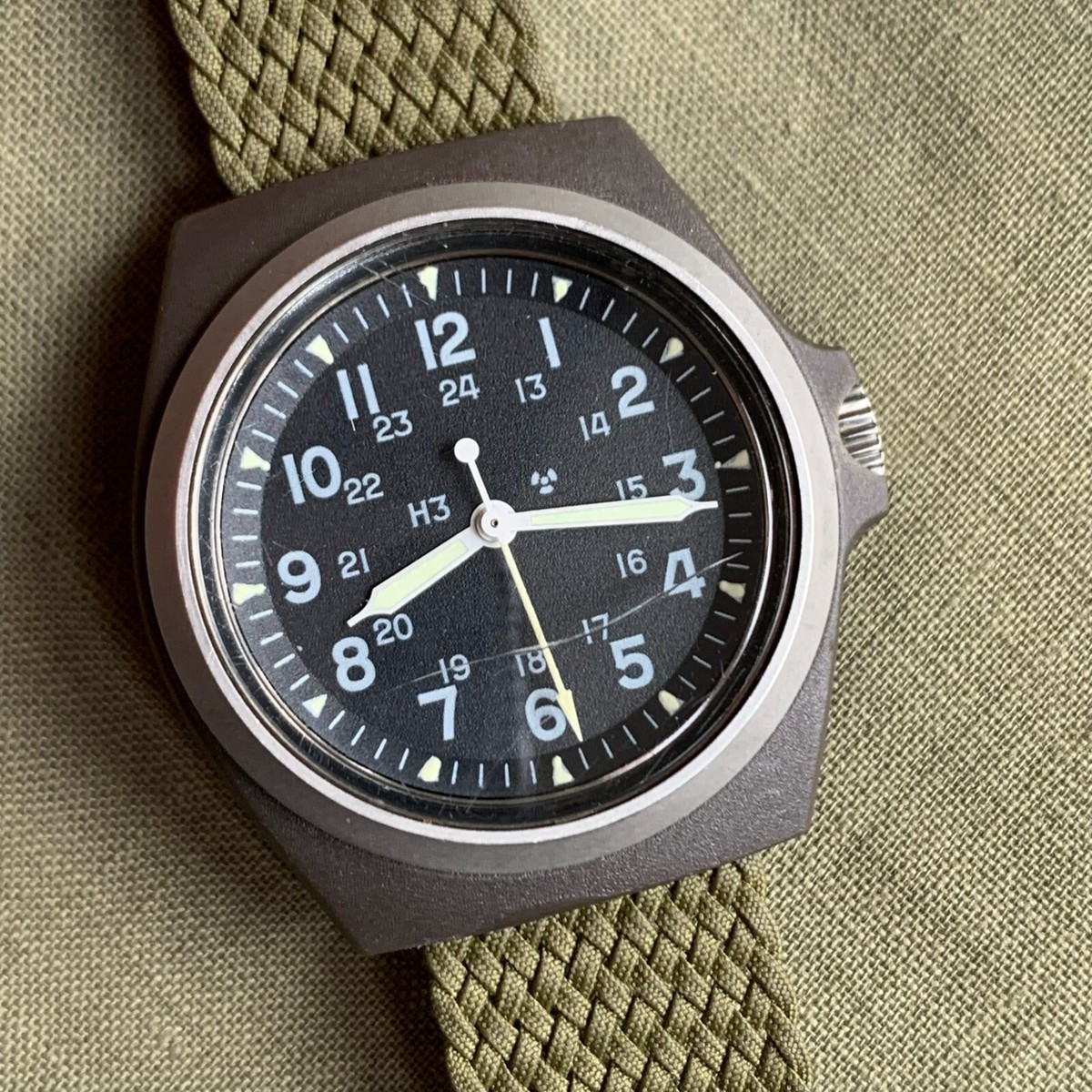 Stocker & Yale Sandy 184 US Military Issued Wristwatch - Cracked