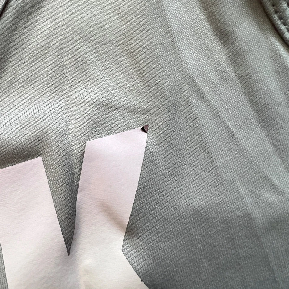 РОЗОВЫЙ активный Victoria's Secret Майка размер S серый спортивная - Изображение 4 из 4