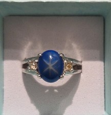 Vintage 18k HGE Oval Blue Star Sapphire Caboc...