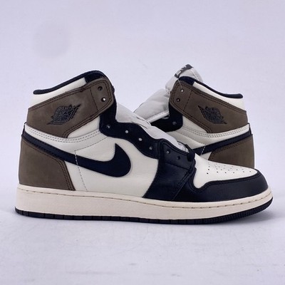 Air Jordan (GS) 1 Retro High ''DARK MOCHA'' 2020 - Size 6.5Y - 575441 105 (14121..