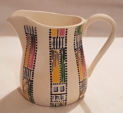 WAKU Feuerfest Milchkännchen, 194/1/4, Malerei, geometrische Muster, 1950er/9 cm