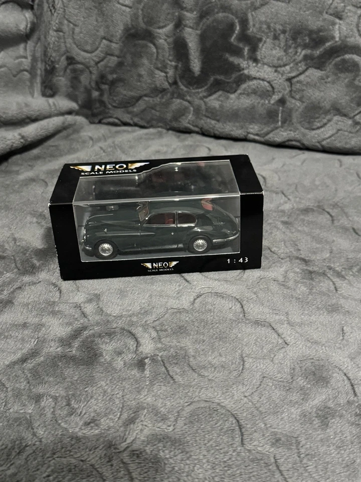 Modelos Neo Escala - 1:43 Bristol 401 Verde Met Sellado Sin usar, en caja - Raro Foto 2 de 4