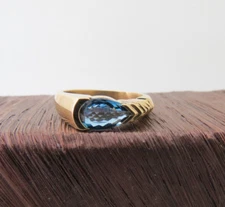 Stuller 14k London Blue Topaz Ring Pear Cut Yellow Gold 4.76 Grams Size 7.5