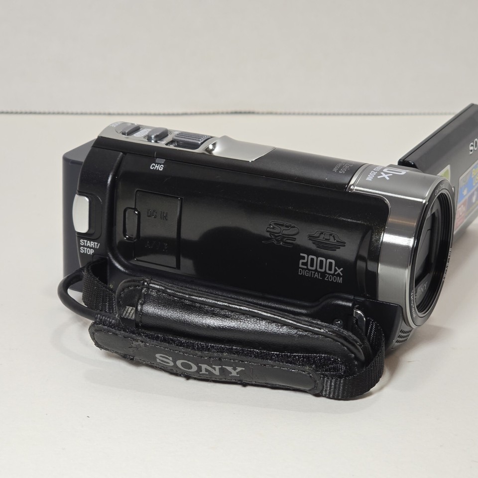 SONY DCRSX85 HANDYCAM DIGITAL VIDEO CAMCORDER/BATTERY/ POWER CORD