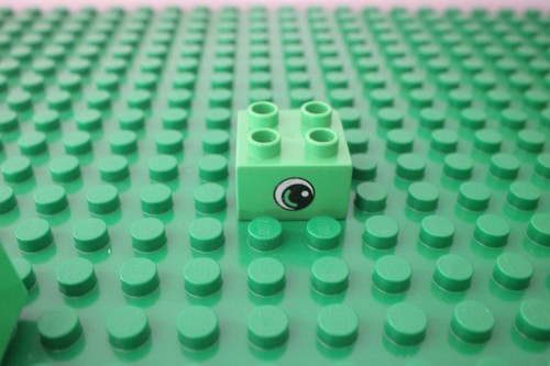 Duplo 2x2 Patrón Impresión Ladrillo U ELIGE UNA SOLA Foto Disney Ojo Globo Presente Abeja - Imagen 77 de 99