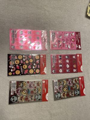582 Valentine's Day Stickers Snoopy & Peanuts/Emojis Llamas Dogs 6 Pkg