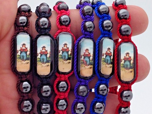 religious bracelet Santo Niño de Atocha tejida a mano - 第 8/8 張圖片