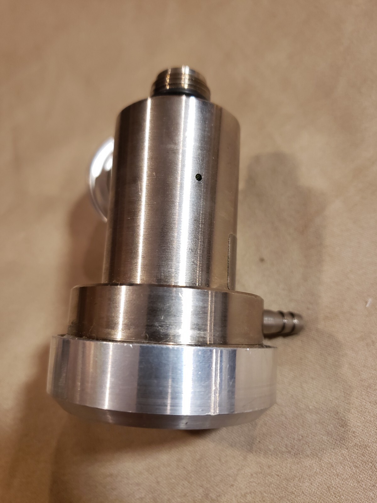Maximize Your Productivity Model 2001 & 2004 Demand Flow Gas Regulator by Industrial Scientific for Industrial Flow Rate - Image 9