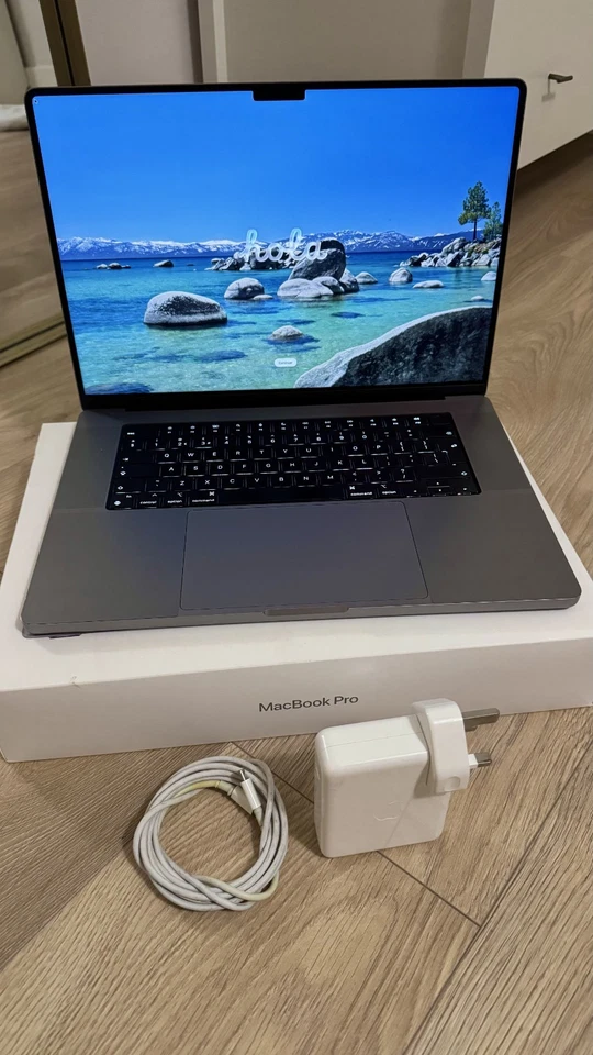 Apple MacBook Pro 16" M1 Max · 32GB · 1TB, photo 1 of 5