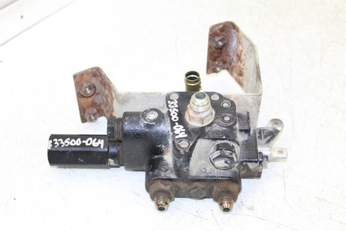 2007 Kubota RTV 1100 Hydraulic Auxiliary Valve 33500