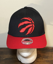 Mitchell & Ness Toronto Raptors 2 Tone Black & Red Classic Stretch Snapback Hat