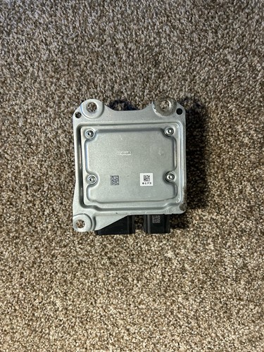 2020-2024 Lincoln Corsair Restraint Control Module M1PT14B321CA OEM - Picture 3 of 3