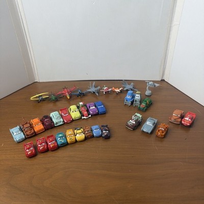35 Disney Pixar Cars & Planes Plastic Vehicles Loose Minis Micro Trophy See Phot