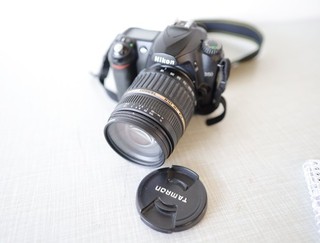 Nikon D50 Digital SLR Kamera 18 200 IF Macro Tamron funktionsfähig mit Akku