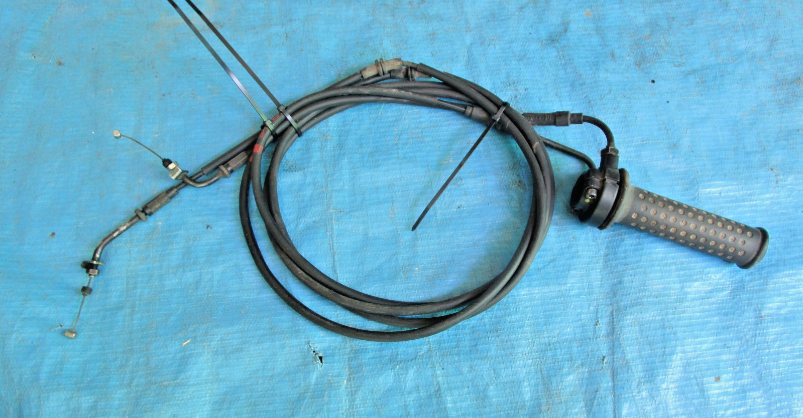 COMANDO ACCELLERATORE CON CAVI E FILI PIAGGIO MP3 400 2007 2011