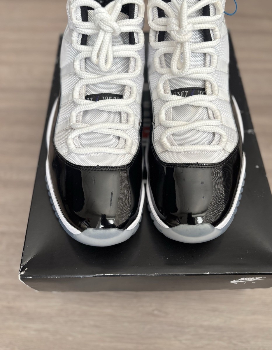 Air Jordan 11 Concord View 3